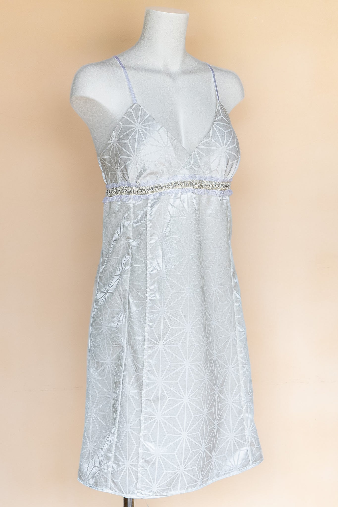 NAGI Aura All White – 陸（6）