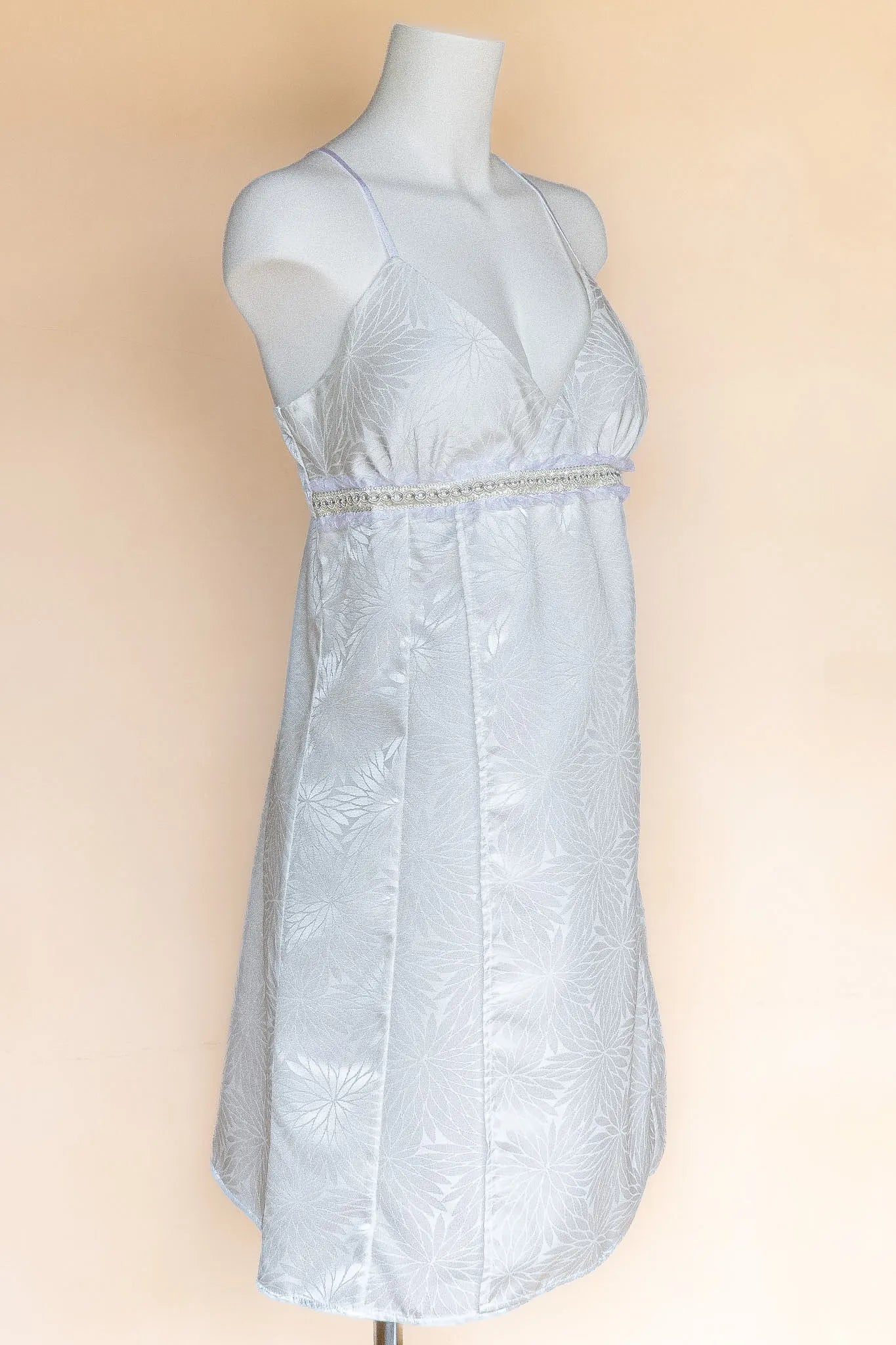 NAGI Aura All White – 漆（7）